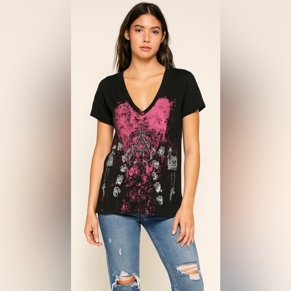 Archaic Gothic Skull V-Neck Graphic Tee Y2K Streetwear Women’s Tshirt Large - Picture 1 of 9